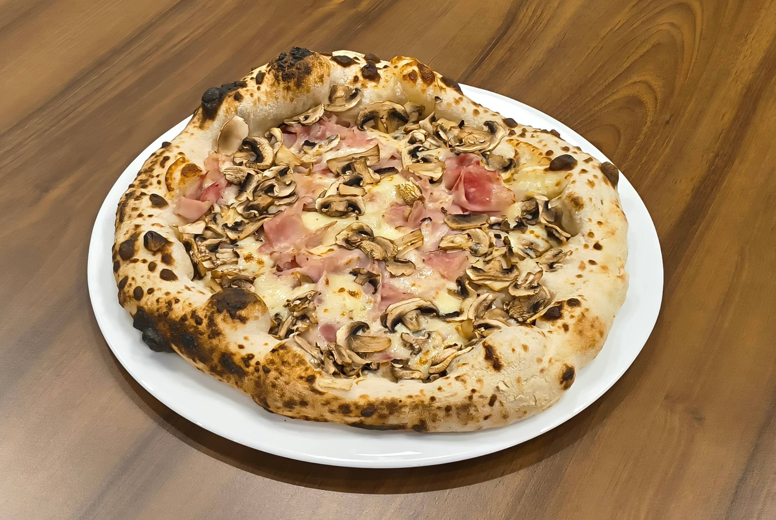 Pizza Prosciutto & Funghi
